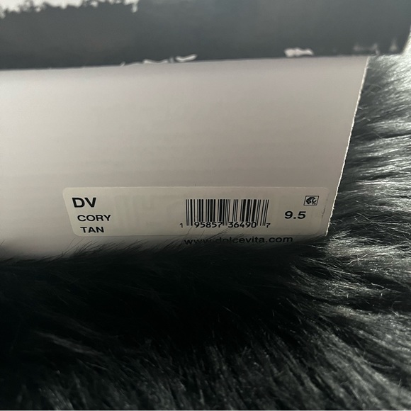 DV by Dolce Vita “Cory” Clogs - Picture 4 of 15